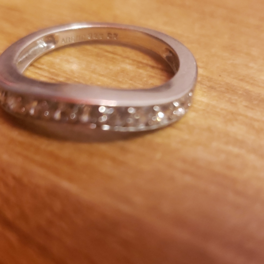 Diamond ring - Picture 4 of 4